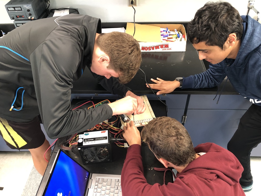 Digging into some Electrical Engineering at the HS STEM Club.  Special thanks to parent Mr. David Yates for guiding the exploration! Bright futures in STEM!